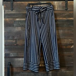 Banana Republic mid rise wide leg crop